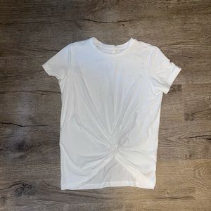 Aritzia babaton tshirt